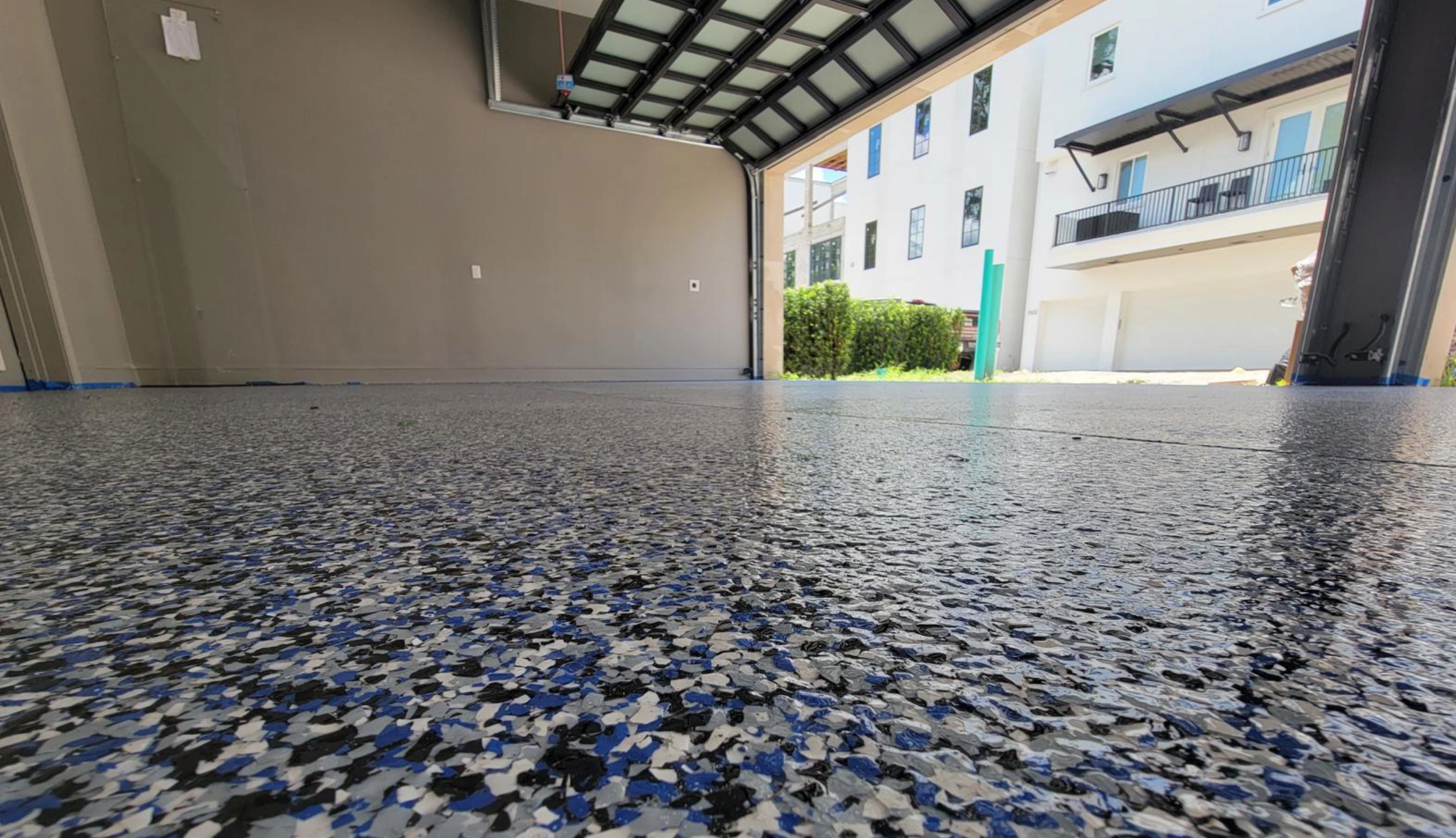 flake epoxy resin floors