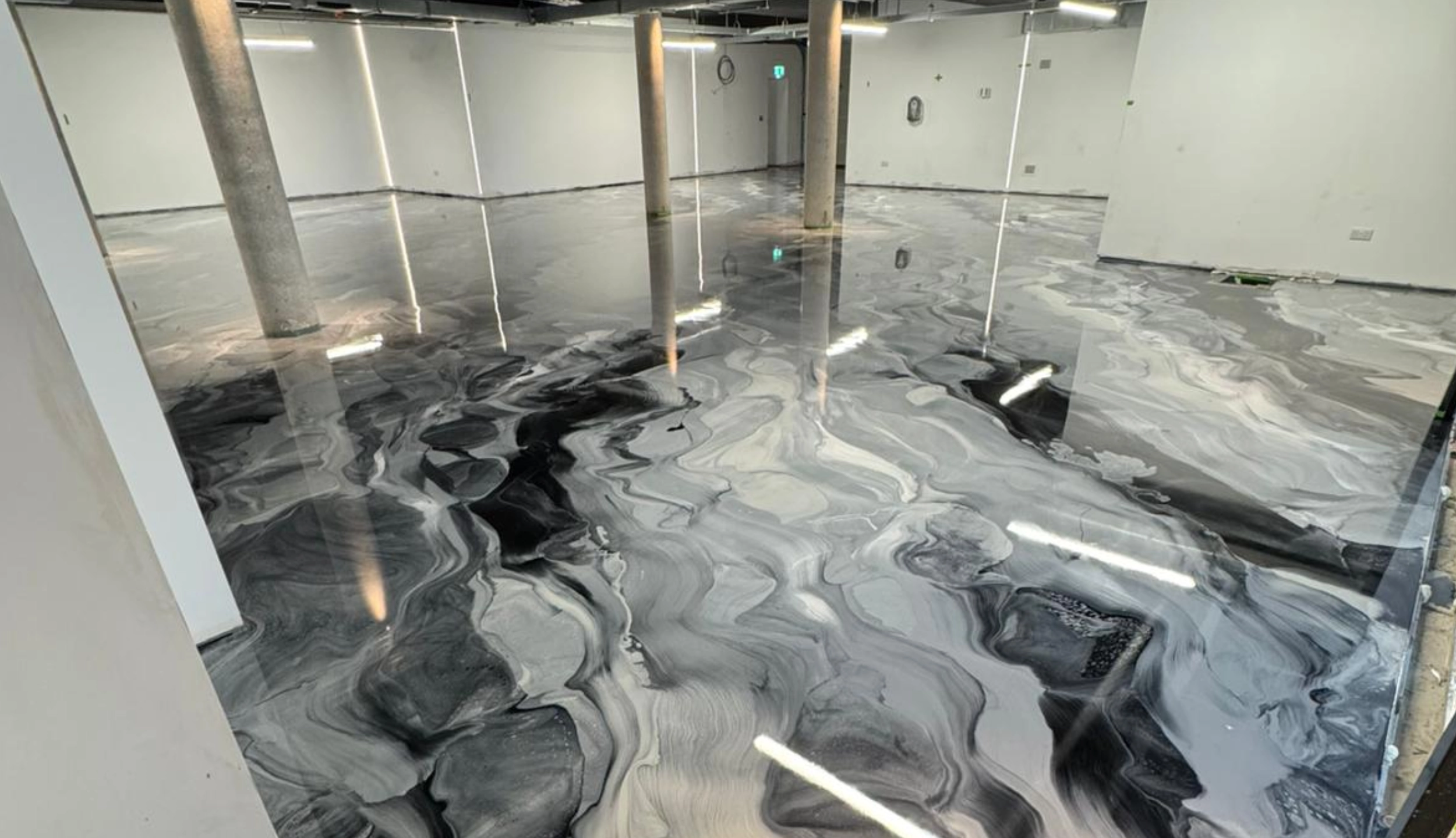 garage and showroom epoxy resin floors